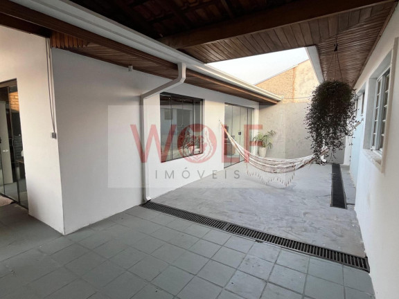 Imagem Casa com 3 Quartos à Venda, 340 m² em Santa Felicidade - Curitiba