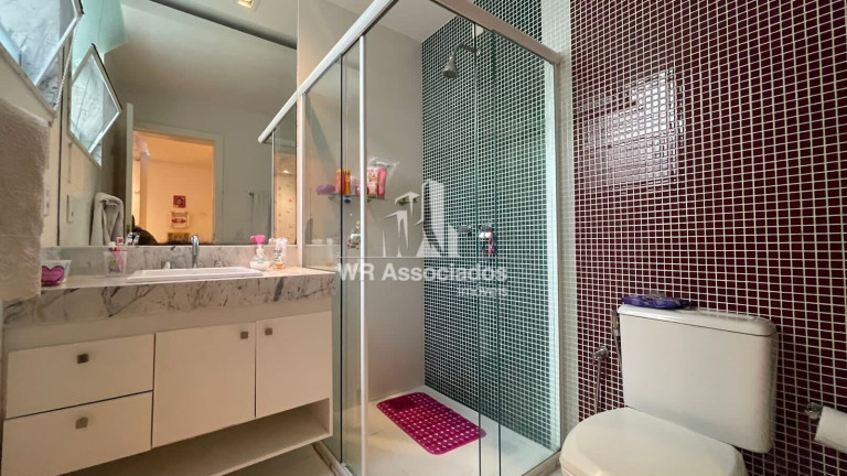 Imagem Casa com 3 Quartos à Venda, 340 m²