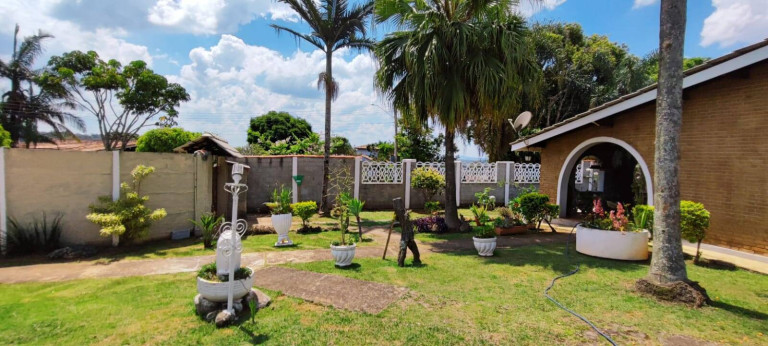 Imagem Casa com 4 Quartos à Venda, 970 m² em Jardim Centenário - Atibaia