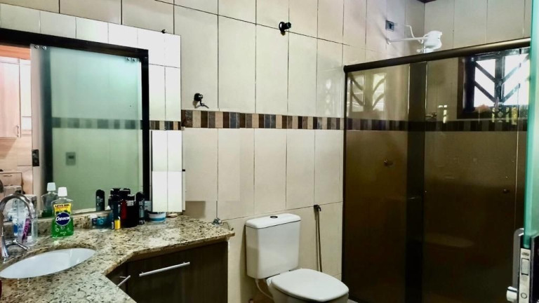 Imagem Casa com 3 Quartos à Venda, 240 m² em Campo De Santana - Curitiba