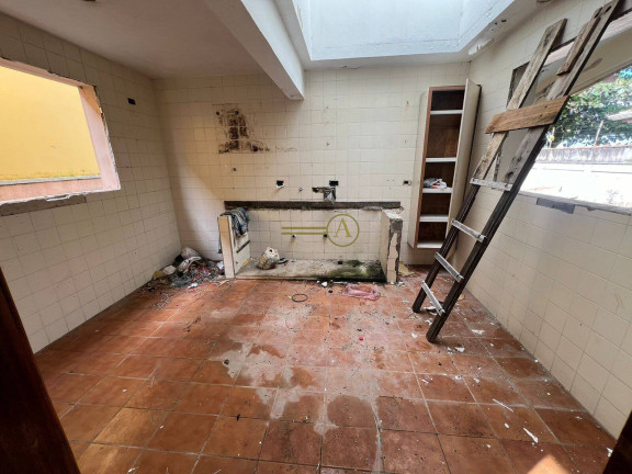 Imagem Casa com 6 Quartos à Venda, 200 m² em Balneário Stella Maris - Peruíbe Imagem Casa com 6 Quartos à Venda, 200 m² em Balneário Stella Maris - Peruíbe