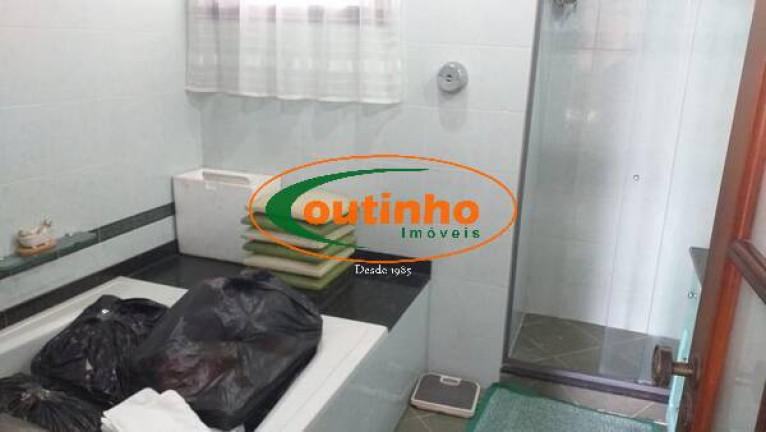 Imagem Apartamento com 4 Quartos à Venda, 156 m² em Tijuca - Rio De Janeiro Imagem Apartamento com 4 Quartos à Venda, 156 m² em Tijuca - Rio De Janeiro
