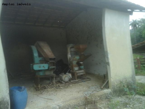 Imagem Fazenda à Venda, 340 m² em Mato Dentro-sitio Novo - Mateus Leme Imagem Fazenda à Venda, 340 m² em Mato Dentro-sitio Novo - Mateus Leme