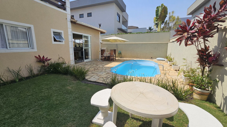 Imagem Sobrado com 5 Quartos à Venda, 202 m² em Botujuru - Mogi Das Cruzes Imagem Sobrado com 5 Quartos à Venda, 202 m² em Botujuru - Mogi Das Cruzes