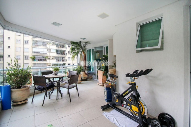 Imagem Apartamento com 3 Quartos à Venda, 257 m² em Real Parque - São Paulo Imagem Apartamento com 3 Quartos à Venda, 257 m² em Real Parque - São Paulo