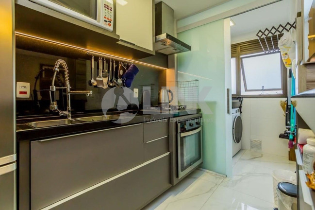 Imagem Apartamento com 2 Quartos à Venda, 70 m² em Menino Deus - Porto Alegre Imagem Apartamento com 2 Quartos à Venda, 70 m² em Menino Deus - Porto Alegre