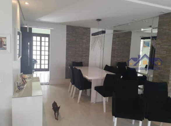 Imagem Casa com 3 Quartos à Venda, 160 m² em Granja Viana - Cotia Imagem Casa com 3 Quartos à Venda, 160 m² em Granja Viana - Cotia