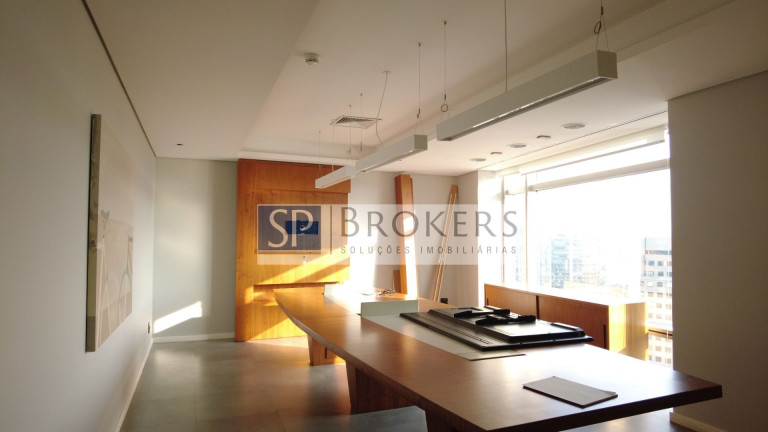 Sala Comercial para Alugar, 919 m² em Vila Olímpia - São Paulo
