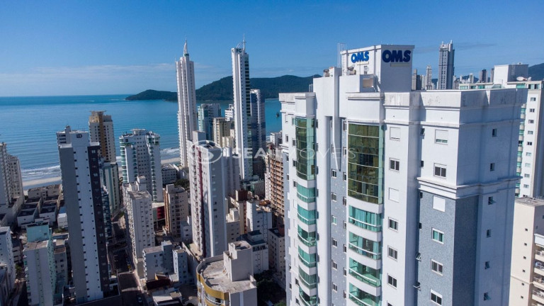 Imagem Apartamento com 4 Quartos à Venda, 150 m² em Centro - Balneário Camboriú