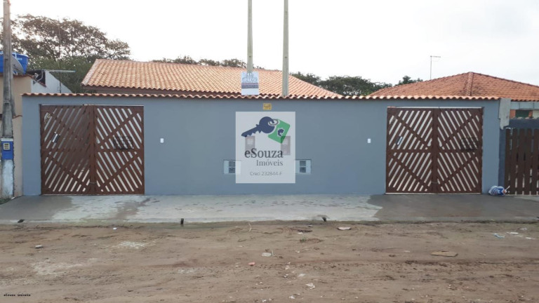 Casa com 2 Quartos à Venda, 70 m² em Itanhaém