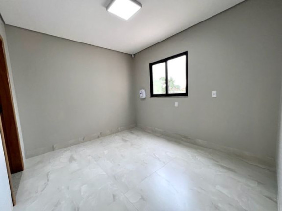 Imagem Sobrado com 4 Quartos à Venda, 160 m² em Vila Rosa - Goiânia