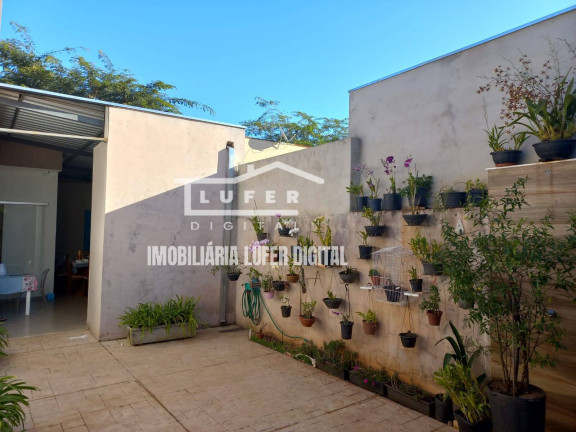 Imagem Casa com 2 Quartos à Venda, 200 m² em Jardim Marialice - Araraquara Imagem Casa com 2 Quartos à Venda, 200 m² em Jardim Marialice - Araraquara