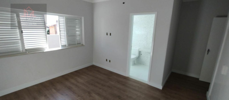 Imagem Casa com 3 Quartos à Venda, 225 m² em Jardim Colina - Americana Imagem Casa com 3 Quartos à Venda, 225 m² em Jardim Colina - Americana
