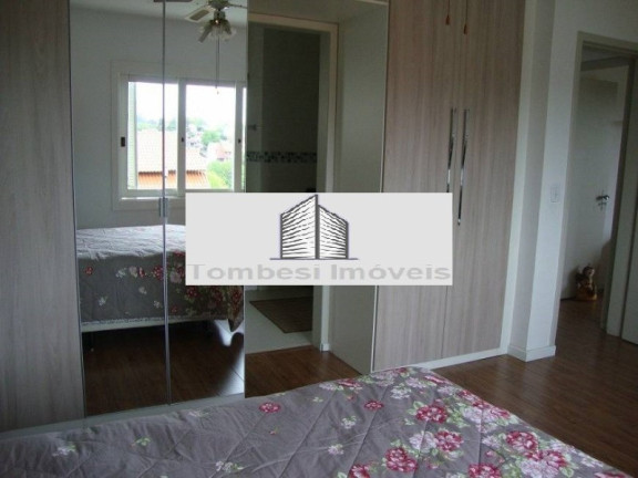 Imagem Casa com 3 Quartos à Venda, 292 m² em Jardim Sabará - Porto Alegre Imagem Casa com 3 Quartos à Venda, 292 m² em Jardim Sabará - Porto Alegre