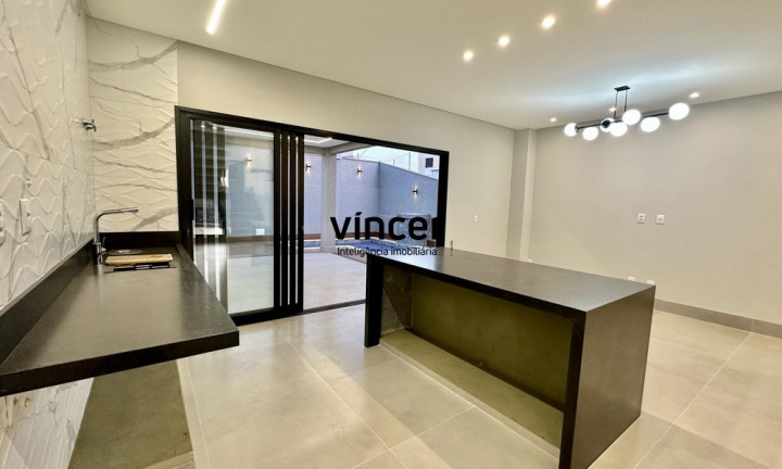 Imagem Casa com 4 Quartos à Venda, 268 m² em Jardins Capri - Senador Canedo