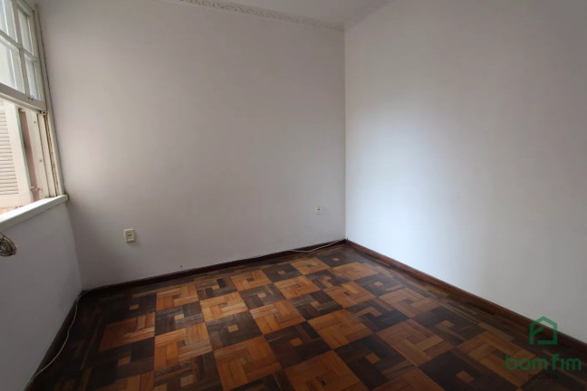 Imagem Apartamento com 3 Quartos para Alugar, 90 m² em Centro Histórico - Porto Alegre Imagem Apartamento com 3 Quartos para Alugar, 90 m² em Centro Histórico - Porto Alegre
