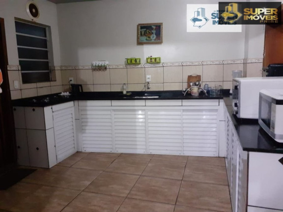 Imagem Casa com 4 Quartos à Venda, 300 m² em Centro - Pelotas Imagem Casa com 4 Quartos à Venda, 300 m² em Centro - Pelotas