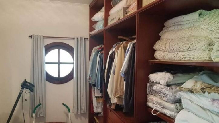 Imagem Casa com 8 Quartos à Venda, 440 m² em Alto Do Cardoso - Pindamonhangaba Imagem Casa com 8 Quartos à Venda, 440 m² em Alto Do Cardoso - Pindamonhangaba