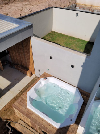 Imagem Sobrado com 3 Quartos à Venda, 127 m² em Villas Do Jaguari - Santana De Parnaíba