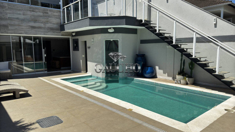 Imagem Casa com 6 Quartos à Venda, 296 m² em Barra Da Tijuca - Rio De Janeiro Imagem Casa com 6 Quartos à Venda, 296 m² em Barra Da Tijuca - Rio De Janeiro