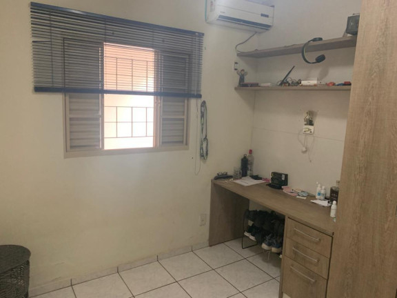 Imagem Casa com 4 Quartos à Venda, 405 m² em Coophema - Cuiabá
