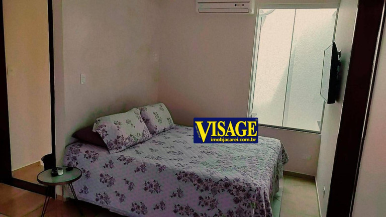 Imagem Casa com 3 Quartos à Venda,  em Centro - Jacareí