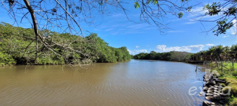 Imagem Chácara à Venda, 1.208 m² em Praia Grande - Fundão Imagem Chácara à Venda, 1.208 m² em Praia Grande - Fundão
