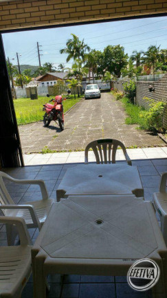 Imagem Casa com 2 Quartos à Venda, 144 m² em Centro - Guaratuba