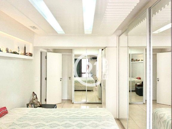 Imagem Apartamento com 3 Quartos à Venda, 227 m² em Moema - São Paulo Imagem Apartamento com 3 Quartos à Venda, 227 m² em Moema - São Paulo
