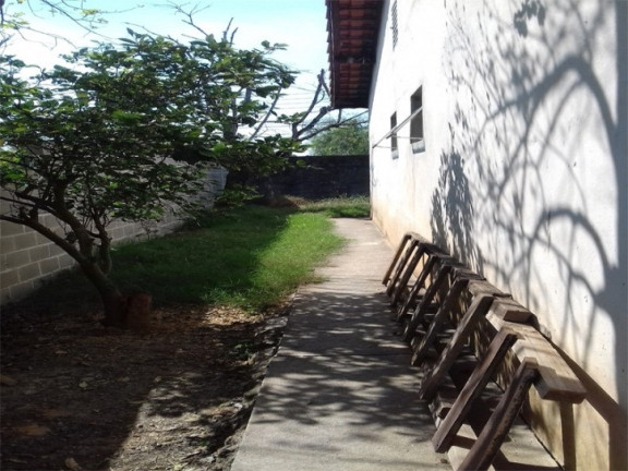 Imagem Casa com 2 Quartos à Venda, 330 m² em Stº Antº Da Boa Vista - Jacareí Imagem Casa com 2 Quartos à Venda, 330 m² em Stº Antº Da Boa Vista - Jacareí