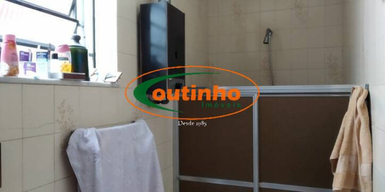 Imagem Casa com 3 Quartos à Venda, 226 m² em Vila Isabel - Rio De Janeiro Imagem Casa com 3 Quartos à Venda, 226 m² em Vila Isabel - Rio De Janeiro