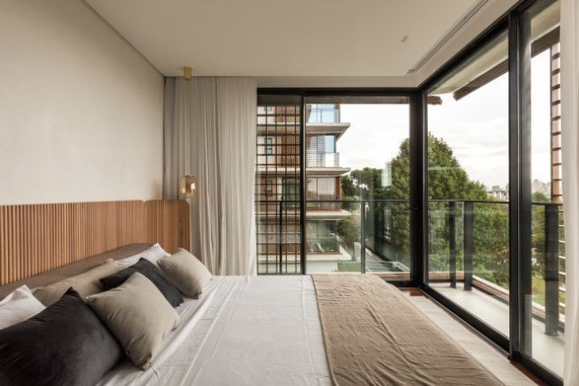 Imagem Apartamento com 2 Quartos à Venda, 131 m² em Bigorrilho - Curitiba Imagem Apartamento com 2 Quartos à Venda, 131 m² em Bigorrilho - Curitiba