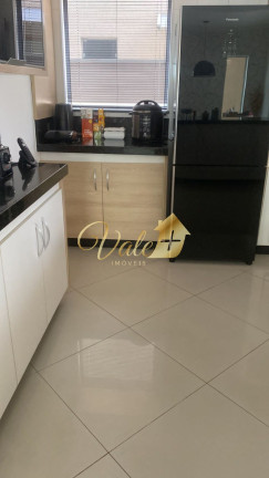 Imagem Casa com 4 Quartos à Venda, 250 m² em Loteamento Residencial Campos Do Conde Ii - Tremembé Imagem Casa com 4 Quartos à Venda, 250 m² em Loteamento Residencial Campos Do Conde Ii - Tremembé
