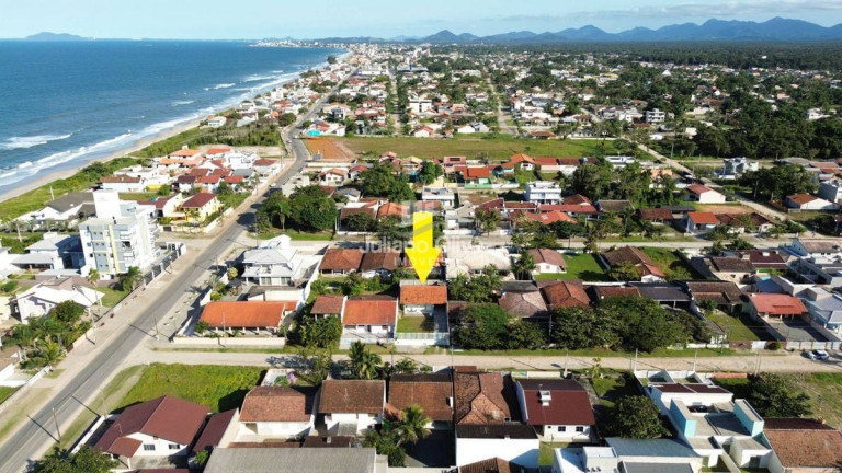 Imagem Casa com 2 Quartos à Venda, 107 m² em Barra Do Sai - Itapoá Imagem Casa com 2 Quartos à Venda, 107 m² em Barra Do Sai - Itapoá