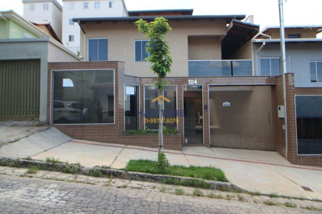 Imagem Casa com 3 Quartos à Venda, 184 m² em Diamante (barreiro) - Belo Horizonte