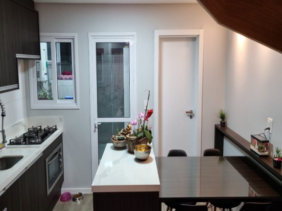 Imagem Sobrado com 2 Quartos à Venda, 120 m² em Nossa Senhora Da Saúde - Caxias Do Sul Imagem Sobrado com 2 Quartos à Venda, 120 m² em Nossa Senhora Da Saúde - Caxias Do Sul