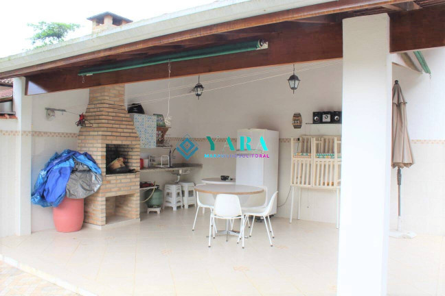 Imagem Casa com 3 Quartos à Venda, 510 m² em Enseada - Ubatuba Imagem Casa com 3 Quartos à Venda, 510 m² em Enseada - Ubatuba