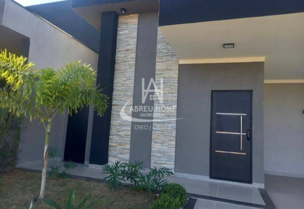 Casa com 2 Quartos à Venda, 