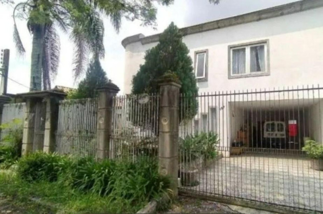 Imagem Casa com 5 Quartos à Venda, 350 m² em Seminário - Curitiba