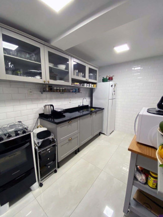 Imagem Imóvel com 1 Quarto à Venda,  em Petrópolis - Porto Alegre
