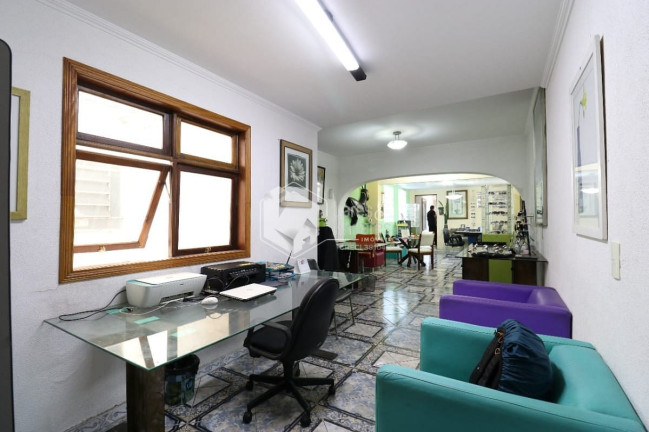 Imagem Casa com 8 Quartos à Venda, 500 m² em Vila Ipojuca - São Paulo Imagem Casa com 8 Quartos à Venda, 500 m² em Vila Ipojuca - São Paulo