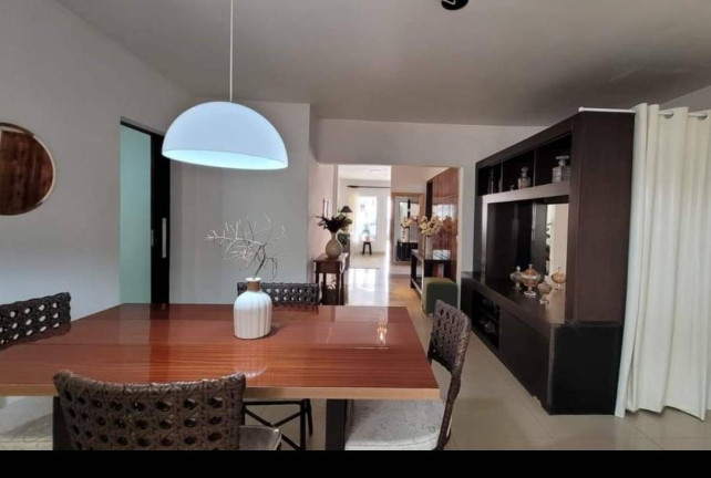 Imagem Casa com 3 Quartos à Venda, 200 m² em Cuiabá Imagem Casa com 3 Quartos à Venda, 200 m² em Cuiabá