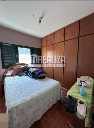 Imagem Casa com 3 Quartos à Venda, 200 m² em Vila Militar - Uberaba Imagem Casa com 3 Quartos à Venda, 200 m² em Vila Militar - Uberaba