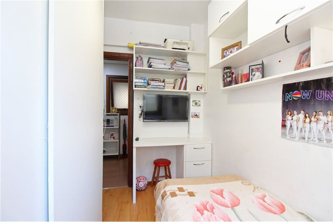 Imagem Imóvel com 3 Quartos à Venda, em Teresópolis - Porto Alegre Imagem Imóvel com 3 Quartos à Venda, em Teresópolis - Porto Alegre