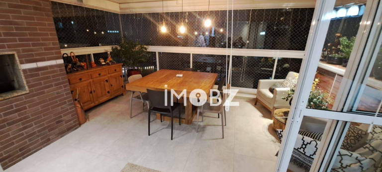 Imagem Imóvel com 3 Quartos à Venda, 141 m² em Vila Suzana - São Paulo
