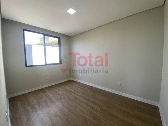 Imagem Casa com 3 Quartos para Alugar,  em Belvedere - Coronel Fabriciano