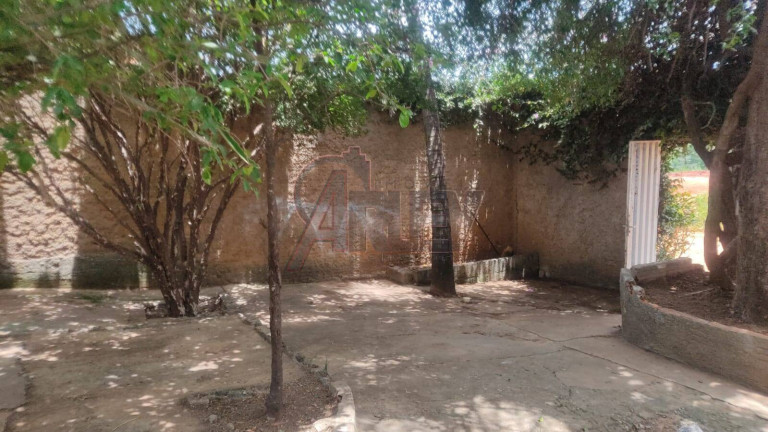 Imagem Casa com 3 Quartos à Venda, em Interlagos - Montes Claros Imagem Casa com 3 Quartos à Venda, em Interlagos - Montes Claros
