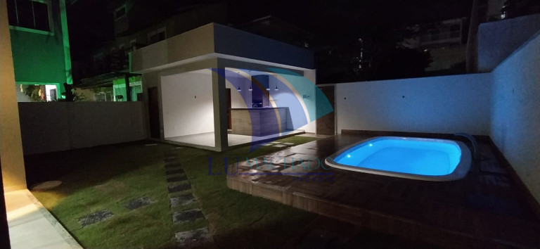 Imagem Casa com 4 Quartos à Venda, 209 m² em Guriri - Cabo Frio
