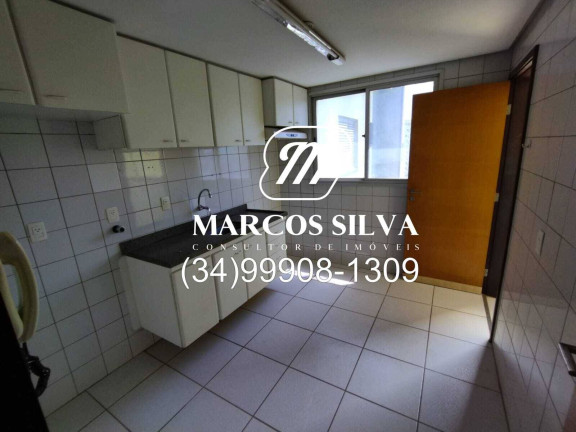 Imagem Apartamento com 3 Quartos à Venda, 105 m² em Centro - Uberlândia