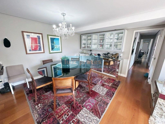 Imagem Apartamento com 3 Quartos à Venda, 123 m² em Moinhos De Vento - Porto Alegre